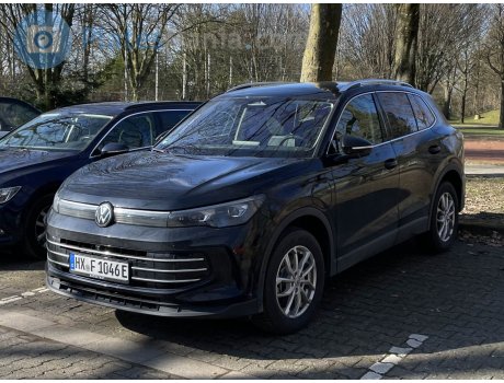 HX F 1046 E, Volkswagen Tiguan