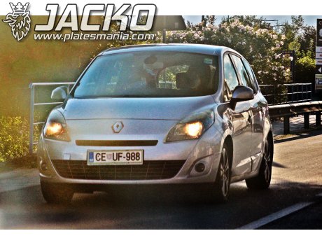 CE UF-988, Renault Scénic