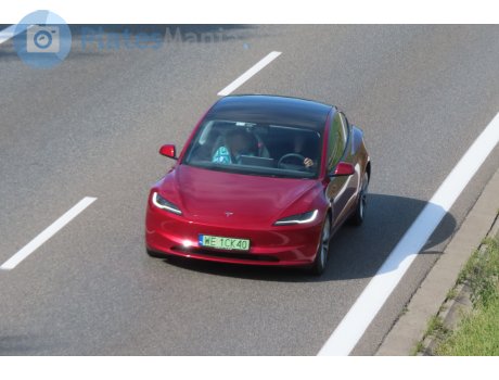 WE 1CK40, Tesla Model 3