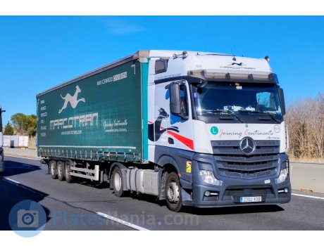 2392 KXB, Mercedes-Benz Actros