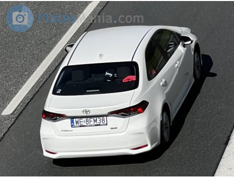 WE 8FM38, Toyota Corolla