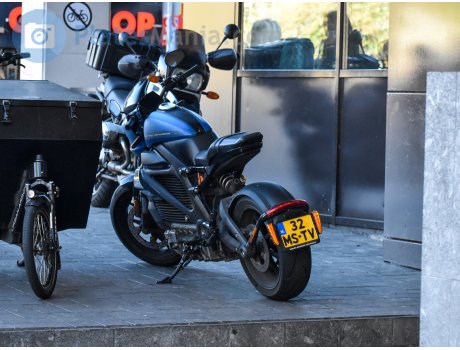 32-MS-TV, Harley-Davidson LiveWire