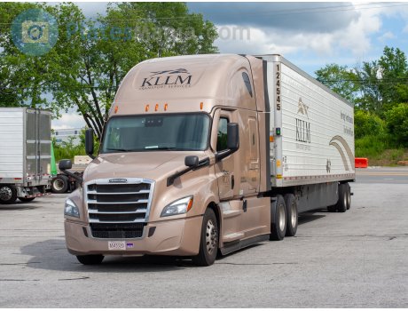 A543320, Freightliner Cascadia