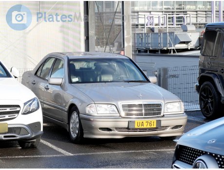 UA 761, Mercedes-Benz C-Klasse