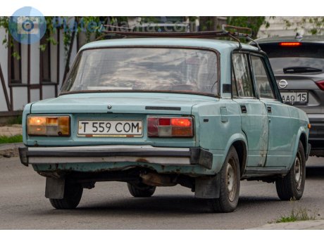 T 559 COM, Lada (VAZ) 2105
