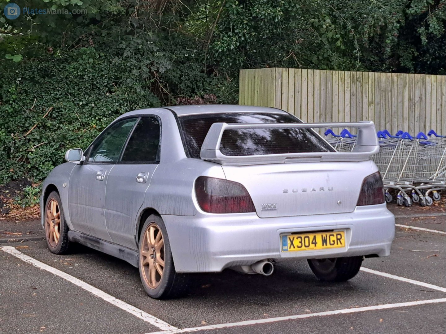 X304WGR, Subaru Impreza 2nd gen Sedan (GD), 2000–2003