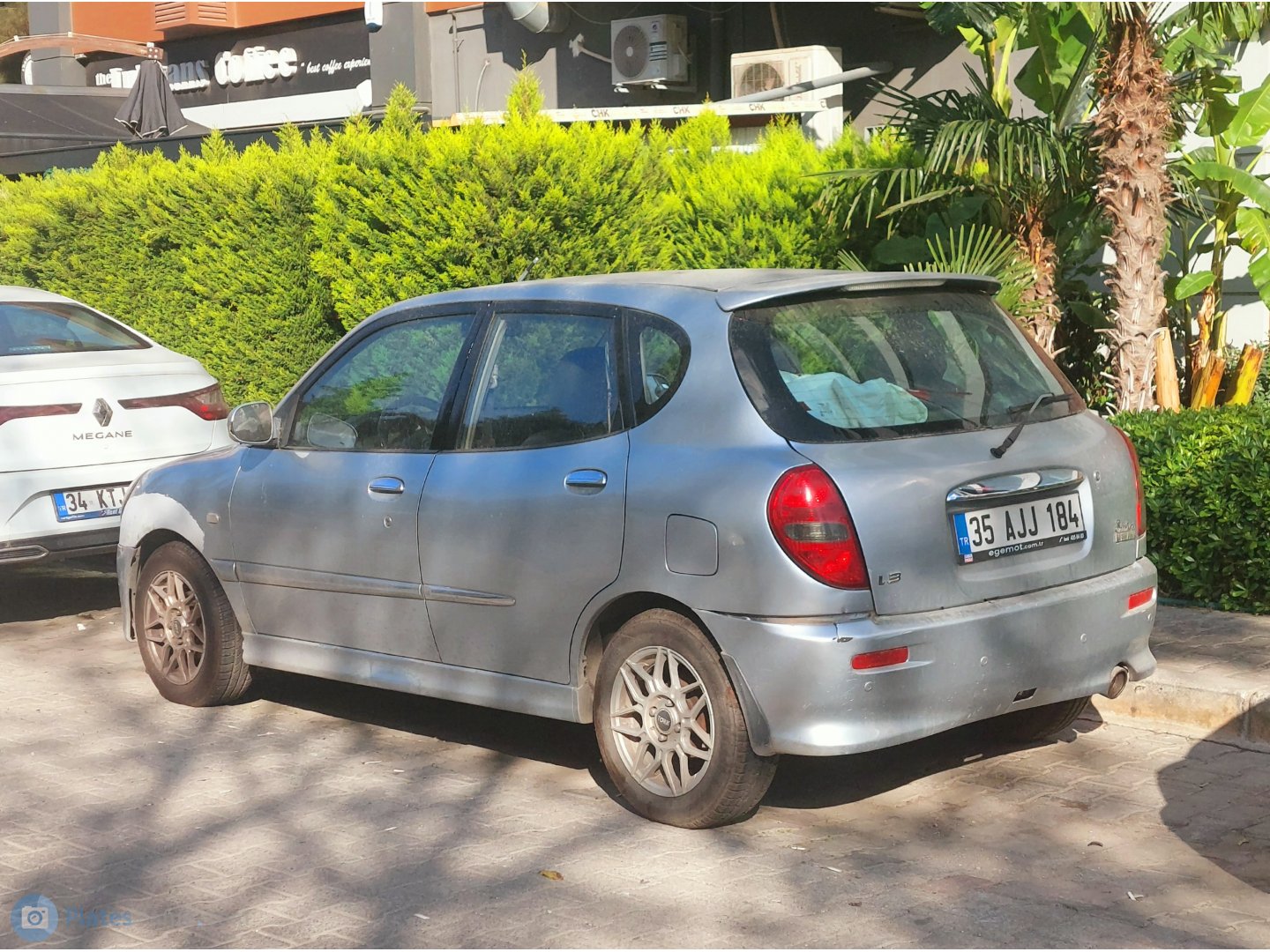 35 AJJ 184, Daihatsu Sirion 1st gen (M101), facelift, 2001–2004