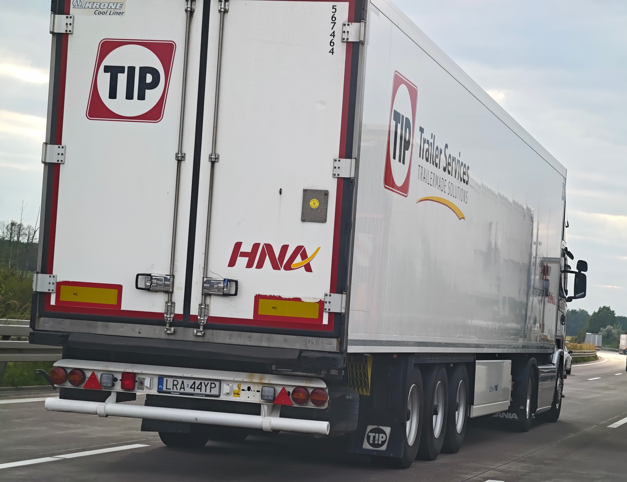 LRA 44YP, Krone Cool Liner 