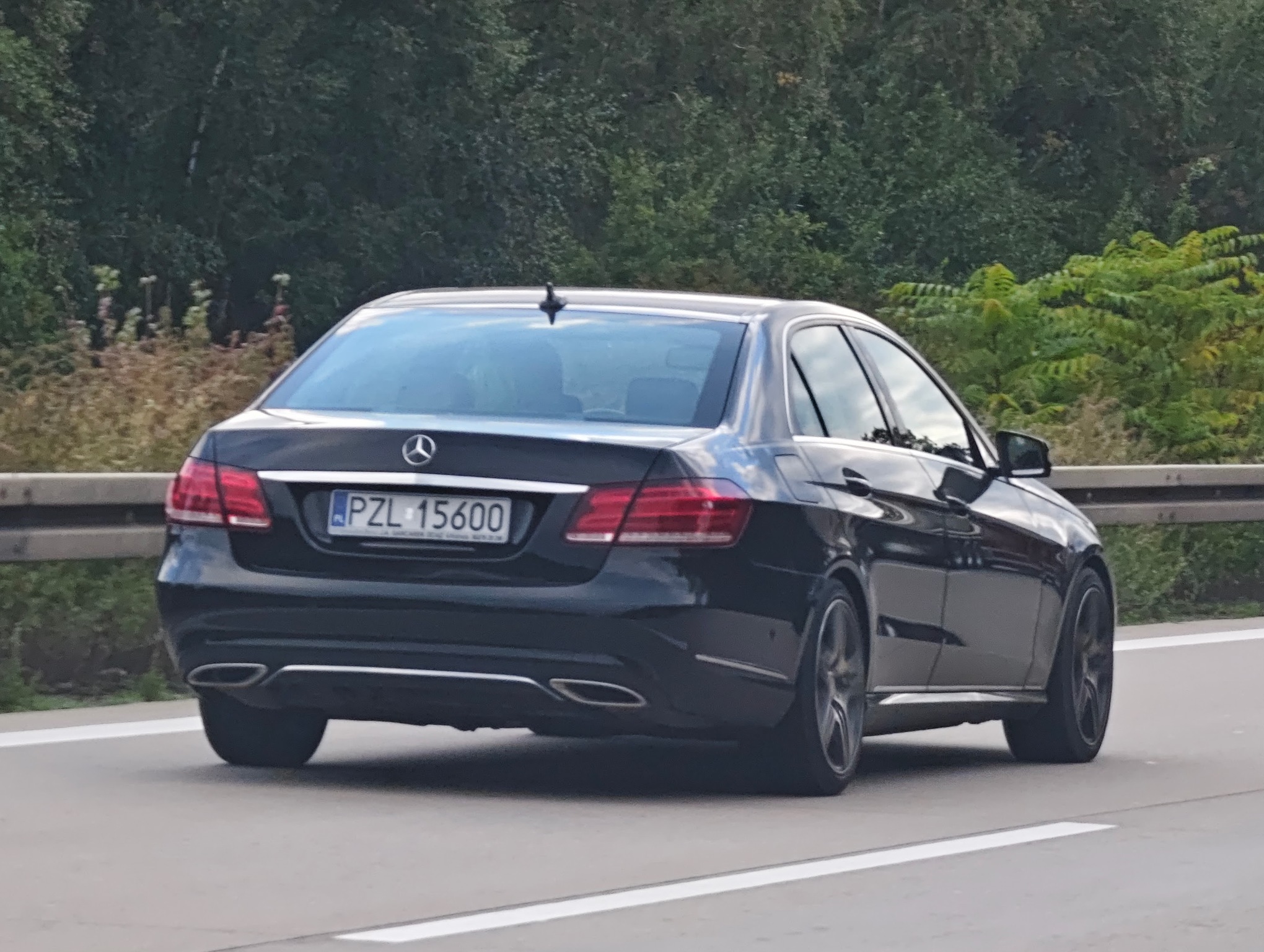 PZL 15600, Mercedes-Benz E-Klasse 4th gen Sedan (W212), facelift, 2013­–2016