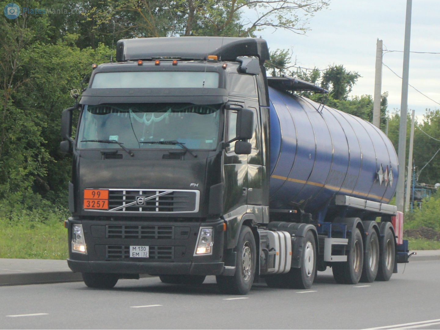 м 130 ем 32, Volvo FH 2nd gen, 2002–2008