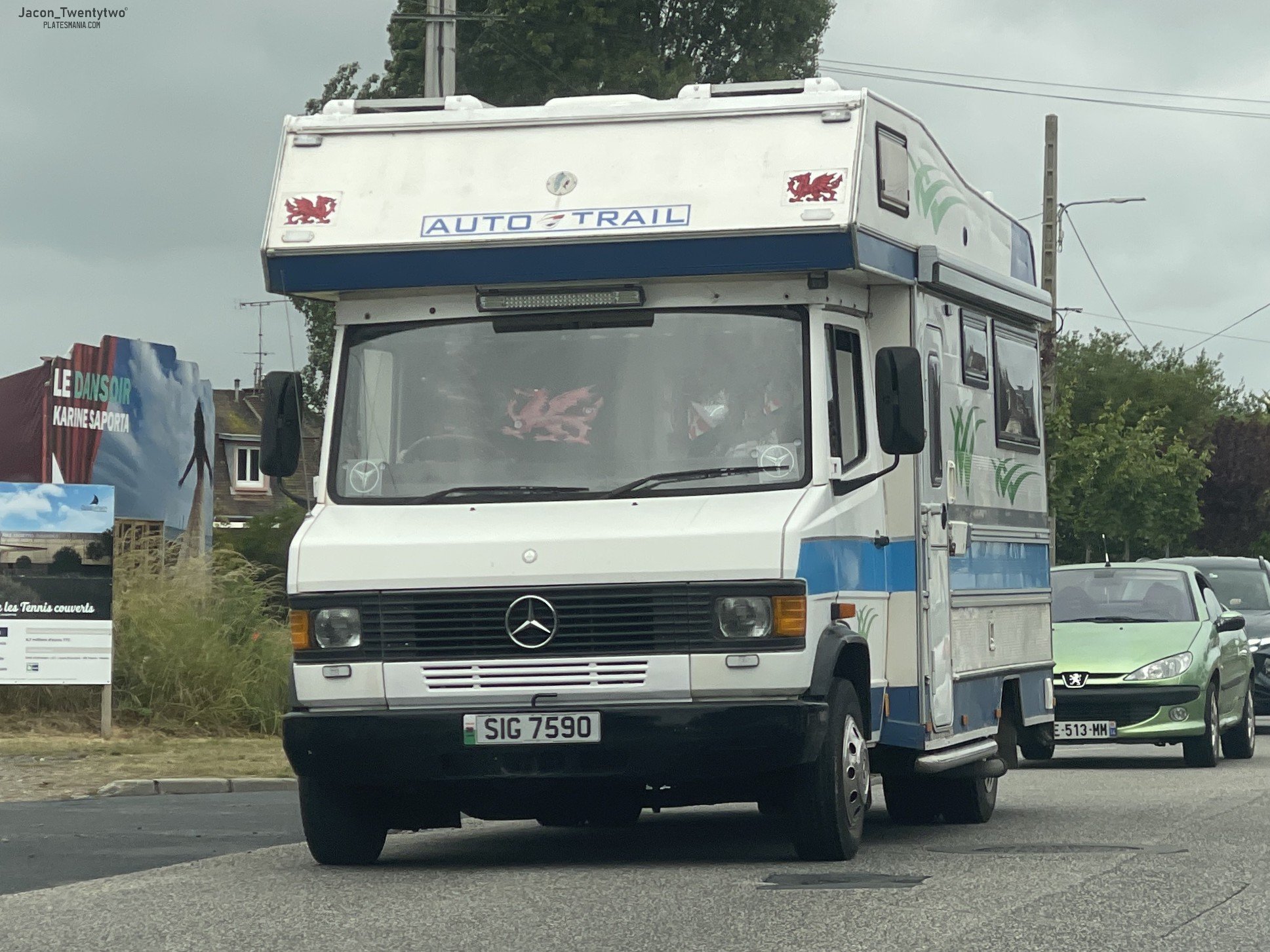 SIG7590, Mercedes-Benz 