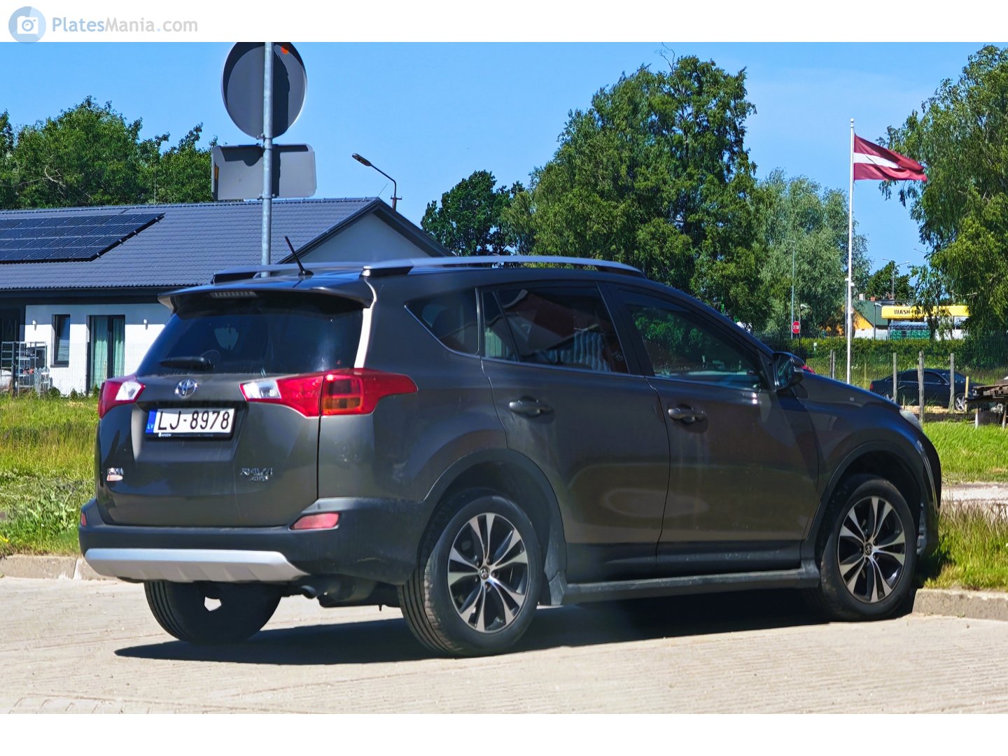 LJ-8978, Toyota RAV4 4th gen (XA40), facelift, 2015–2019