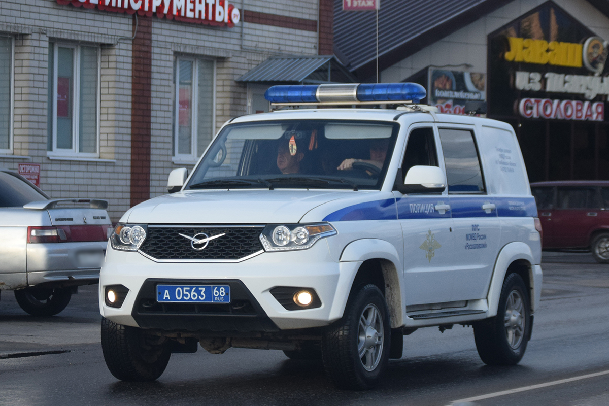 а 0563 68, UAZ 3163 Patriot 1st gen, facelift, 2014­–