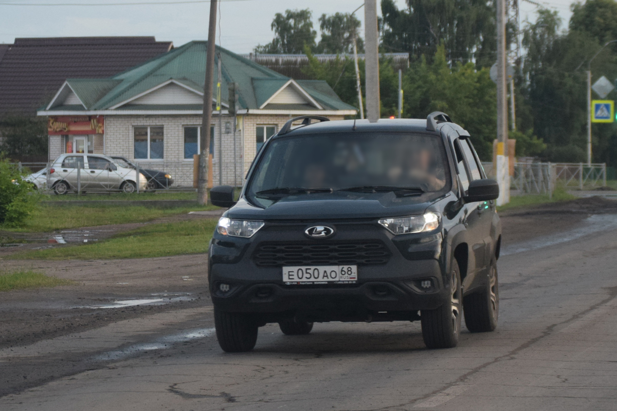 е 050 ао 68, Lada (VAZ) 2123 Niva 1st gen Travel, 2nd facelift, 2020­–