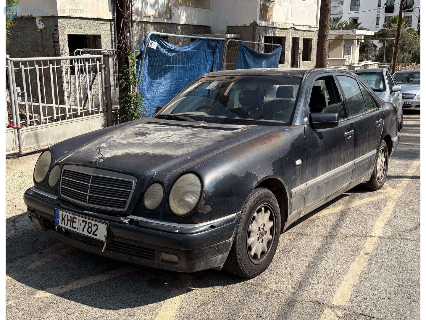 KHE 782, Mercedes-Benz E-Klasse 2nd gen Sedan (W210), 1995­–2002