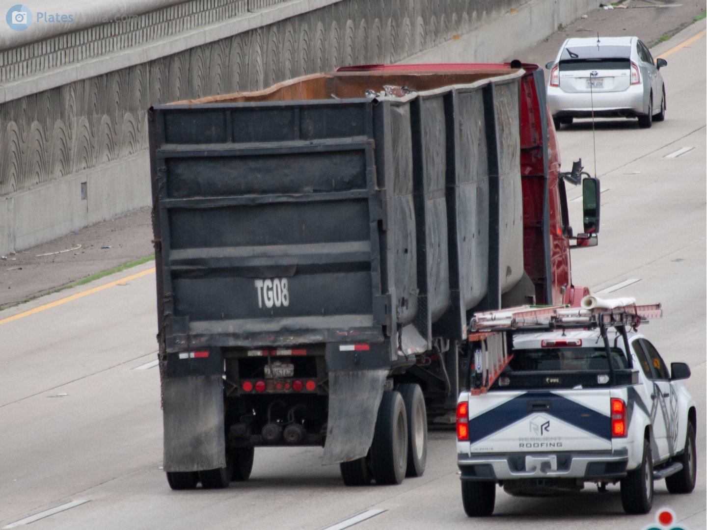 4PV5147, Trailers (1AB2345) 