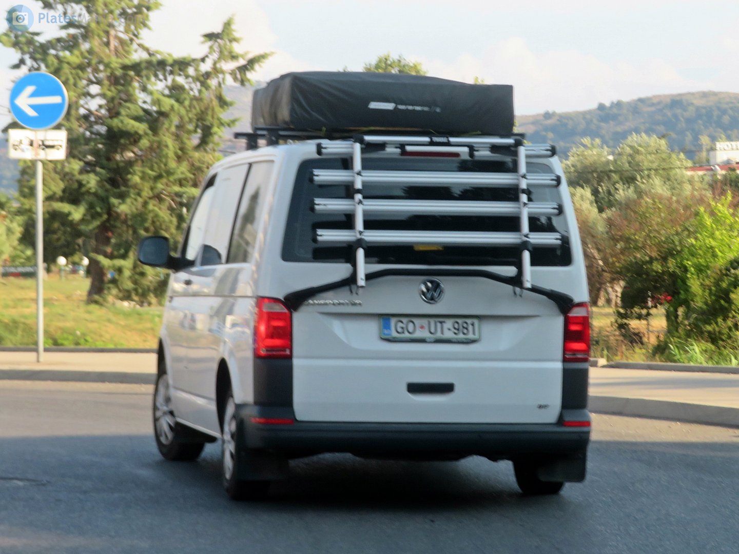 GO UT-981, Volkswagen Transporter 6th gen Van (T6) (SG), 2015–2019