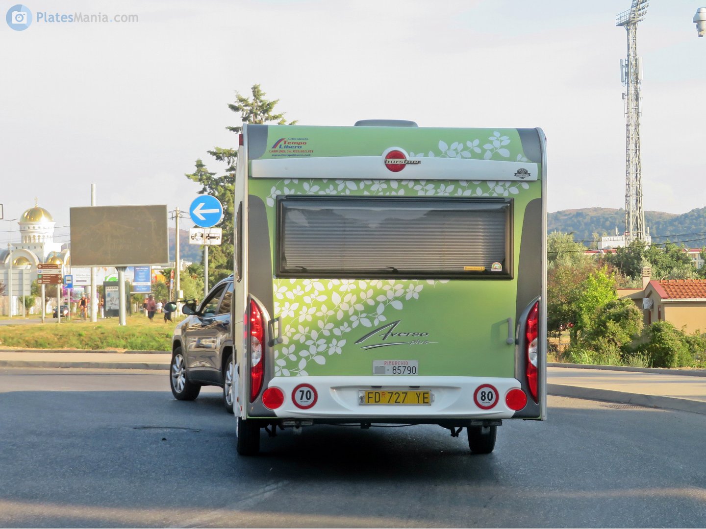 FD 727 YE, Bürstner Averso 