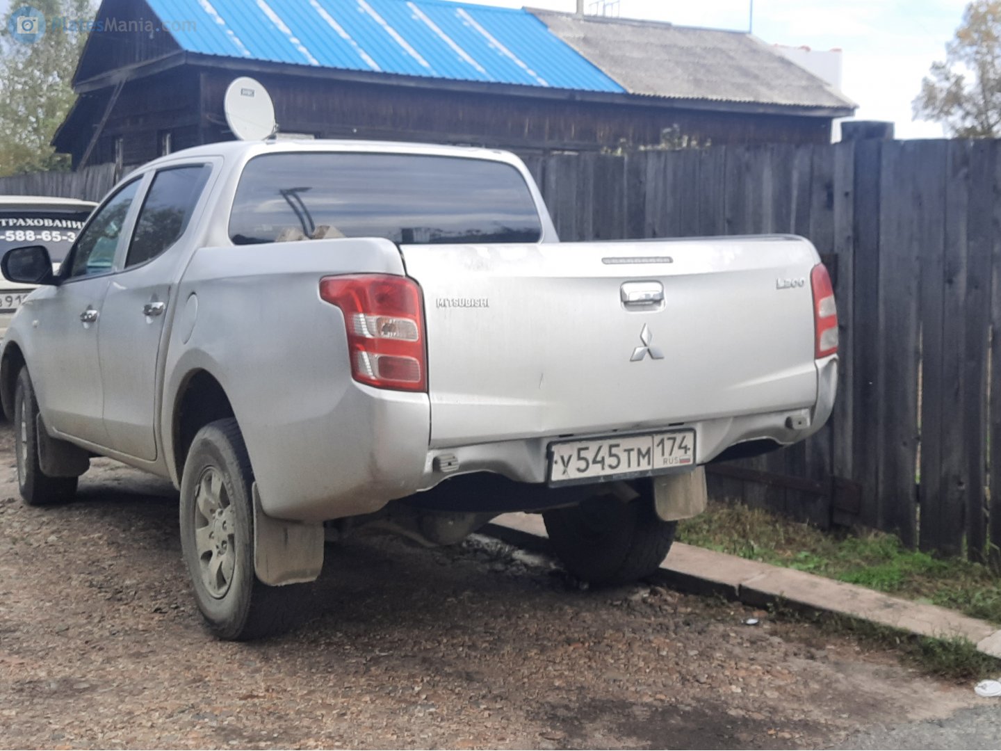 у 545 тм 174, Mitsubishi L200 