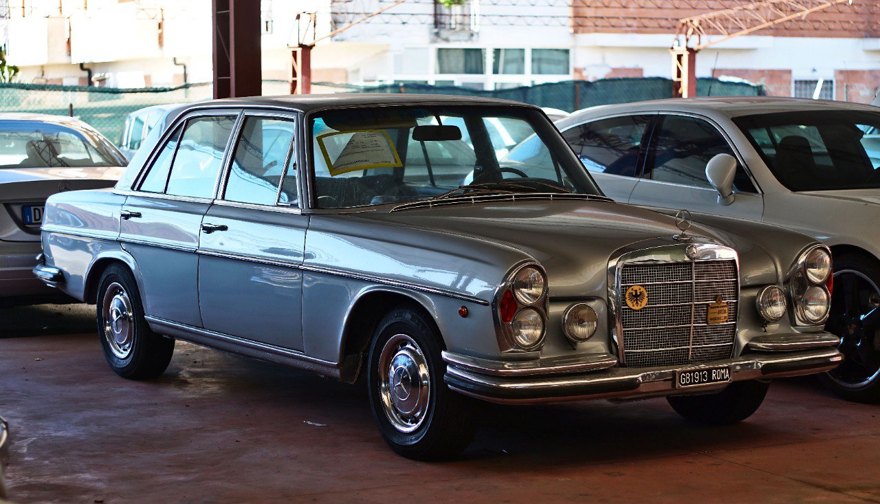 Roma G81913, Mercedes-Benz 300 