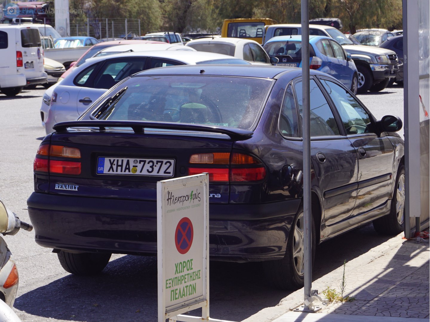 XHA-7372, Renault Laguna 1st gen Liftback (X56), 1994–2000