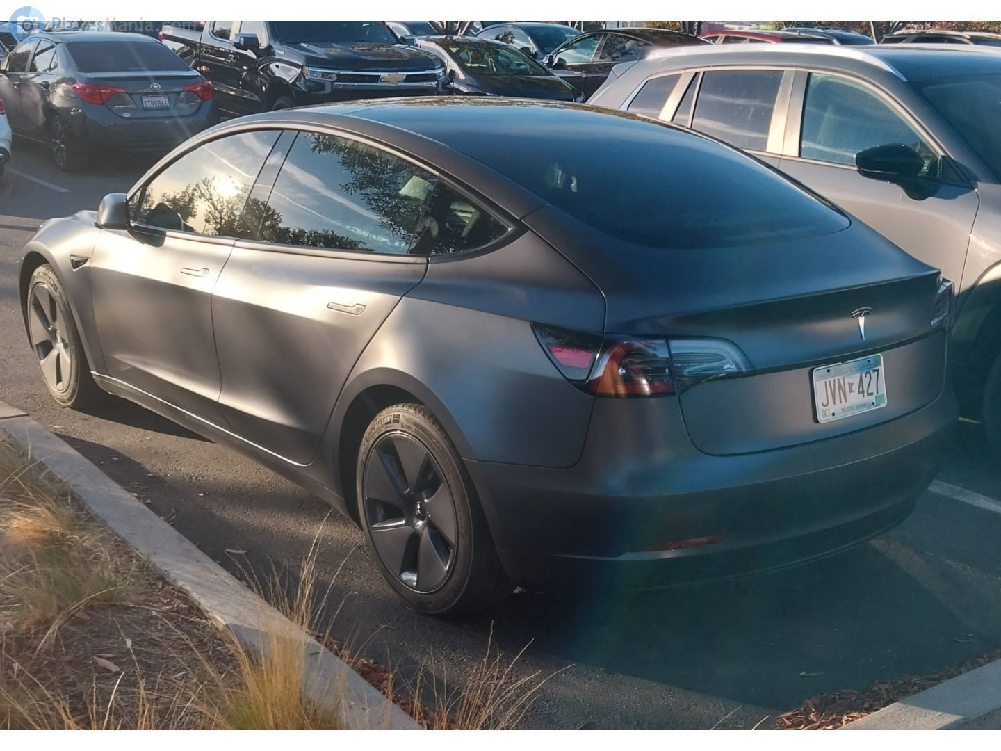 JVN-427, Tesla Model 3 1st gen (5YJ3), 2017–2023
