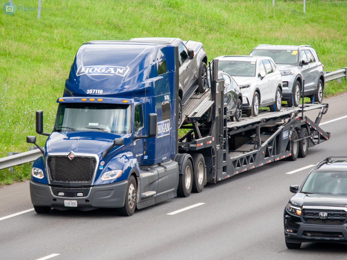 22K R9C, International LT Series 1st gen, 2017–