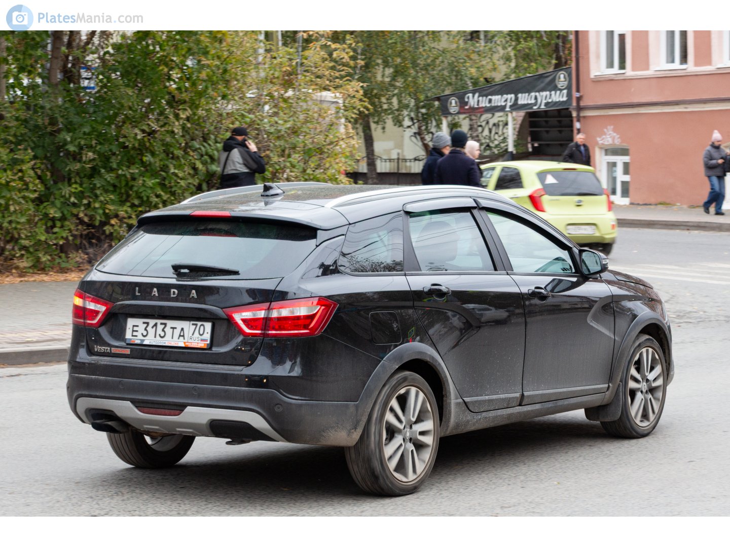 е 313 та 70, Lada (VAZ) Vesta 1st gen SW Cross (GFK), 2017–2022
