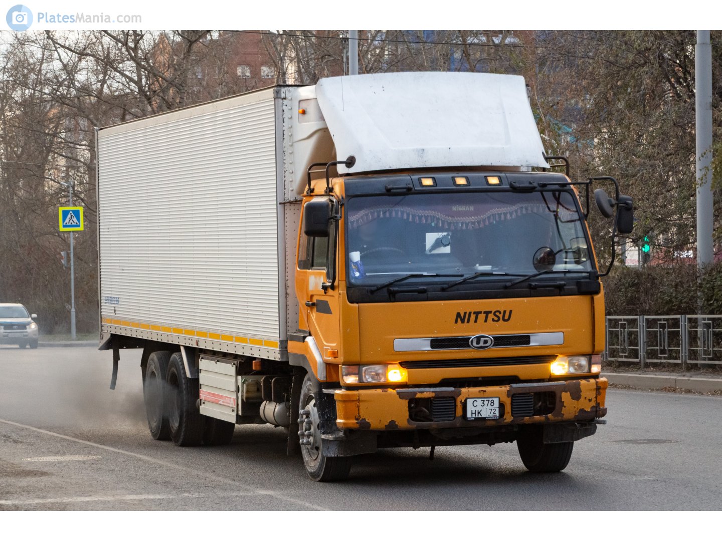 с 378 нк 72, Nissan Diesel Big Thumb 