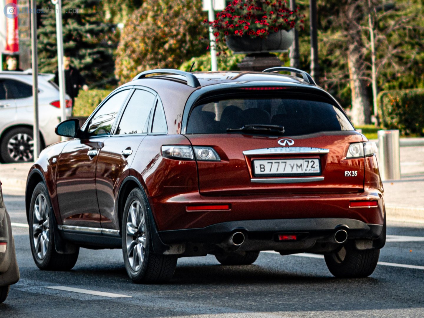 в 777 ум 72, Infiniti QX70/FX-Series 