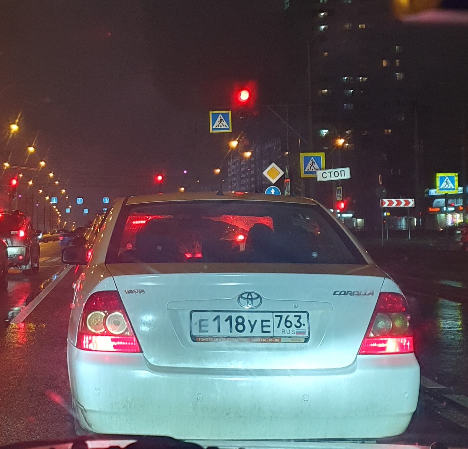 е 118 уе 763, Toyota Corolla 