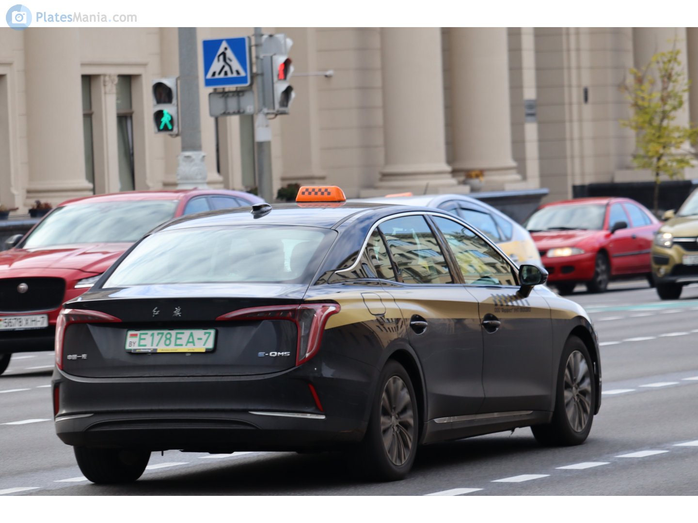 E178 EA-7, Hongqi E-QM5 1st gen (E111), 2021–