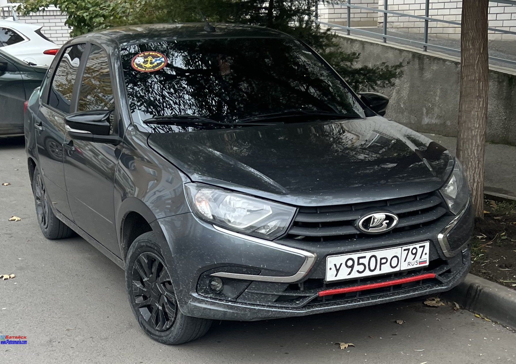 у 950 ро 797, Lada (VAZ) 2190 Granta 2190, facelift, 2018–