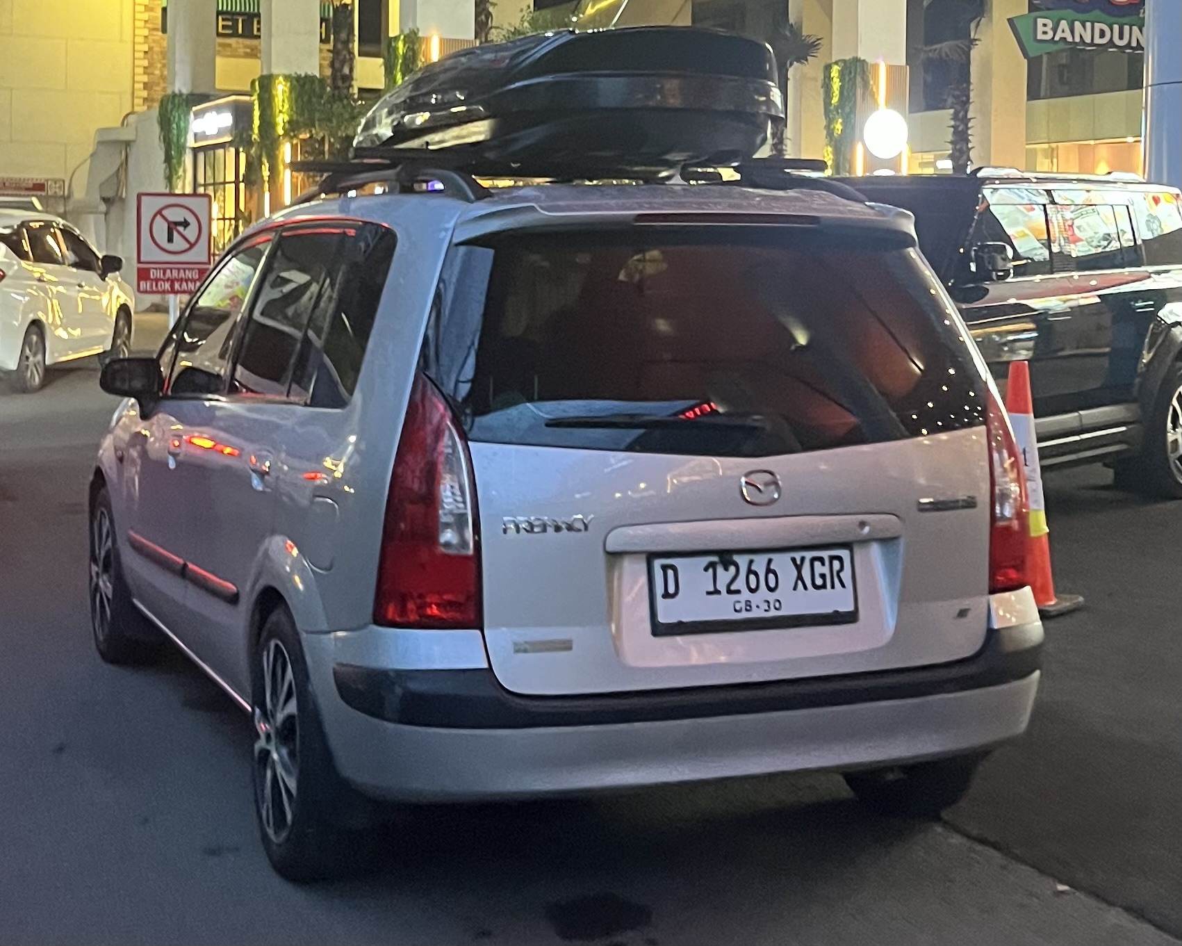 D 1266 XGR, Mazda Premacy 1st gen (CP; Global-market), 1999–2005