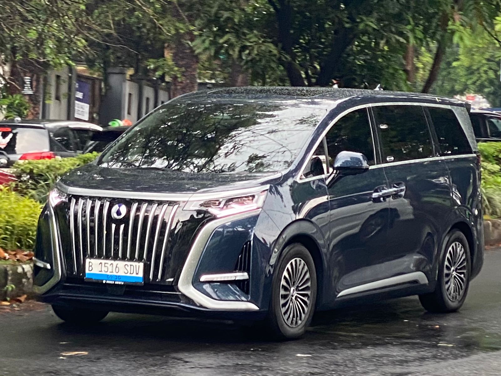 B 1516 SDV, Denza (Tengshi) D9 1st gen EV, 2023–