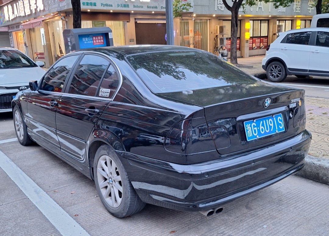 浙G·6U91S, BMW 3 Series 4th gen Sedan (E46), 1998–2005