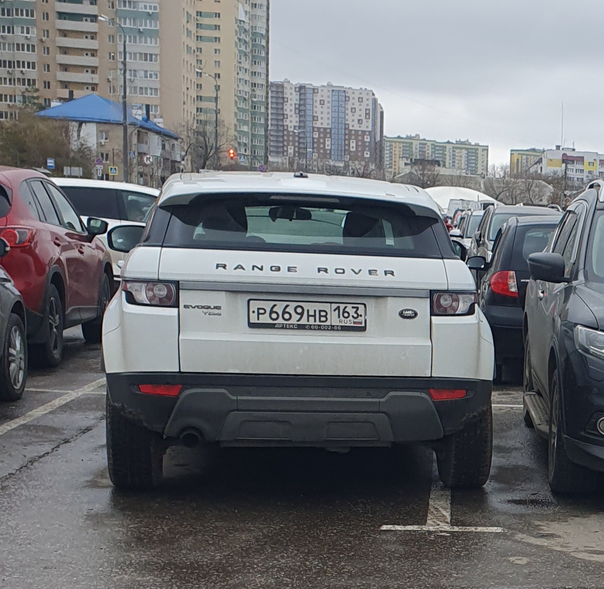 р 669 нв 163, Land Rover Range Rover Evoque 