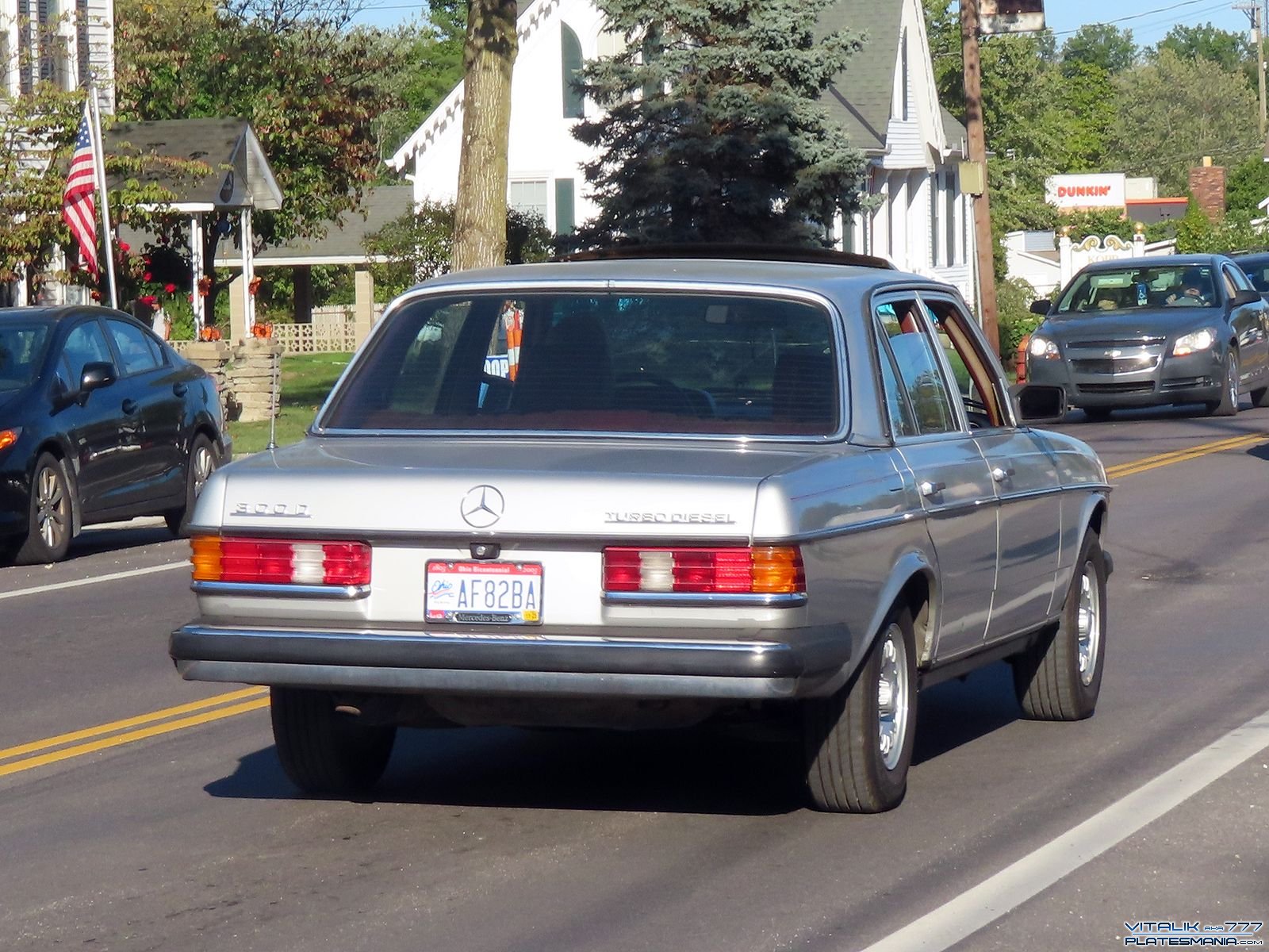 AF82BA, Mercedes-Benz E-Klasse 200–300 Sedan (W123), 1975­–1986