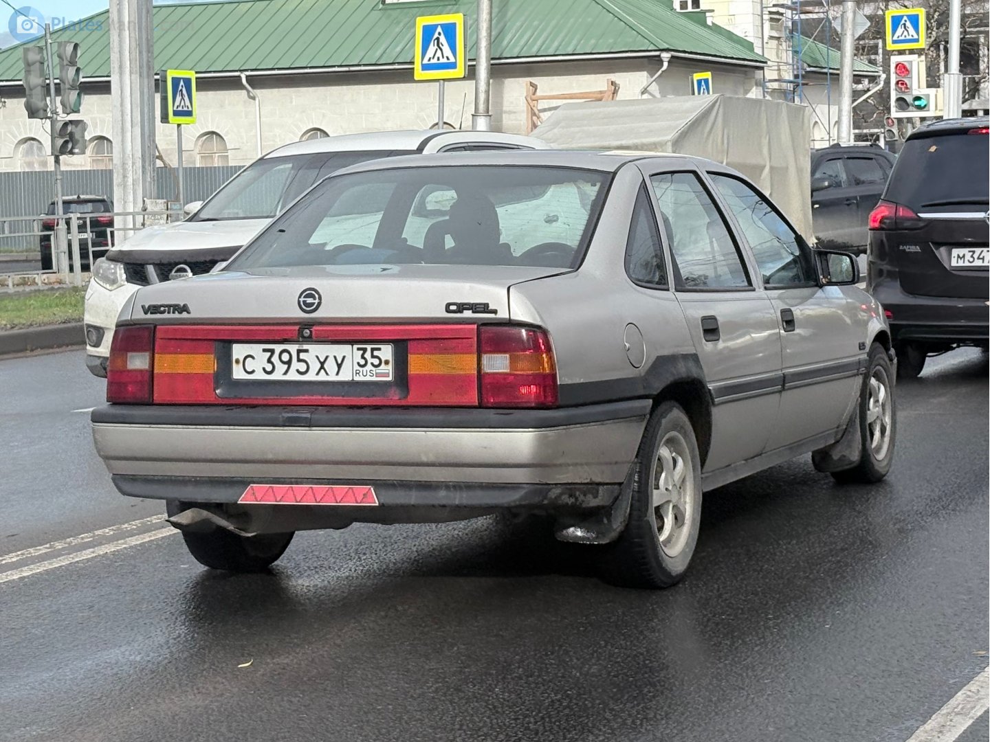с 395 ху 35, Opel Vectra 1st gen Sedan (A; J89), 1988–1995