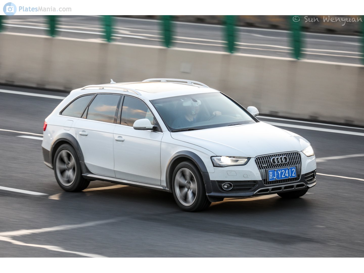 京J·Y2412, Audi A4 4th gen Allroad (B8/8KH), facelift, 2012–2016