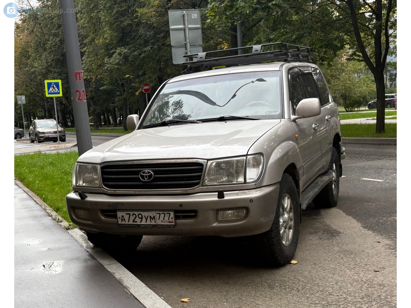 а 729 ум 777, Toyota Land Cruiser 100 (J100), 1998–2007
