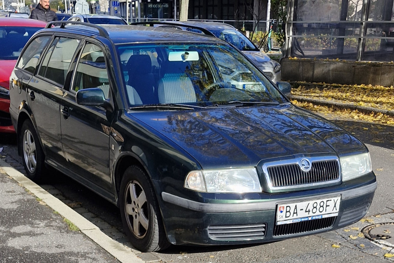 BA-488FX, Skoda Octavia 1st gen Combi (A4/1U5), 1996–2010