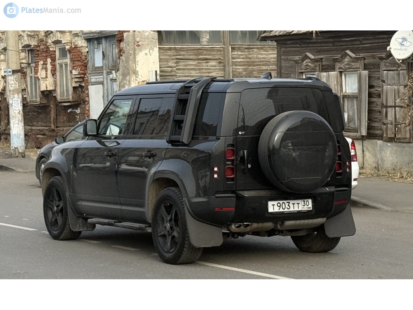 т 903 тт 30, Land Rover Defender 