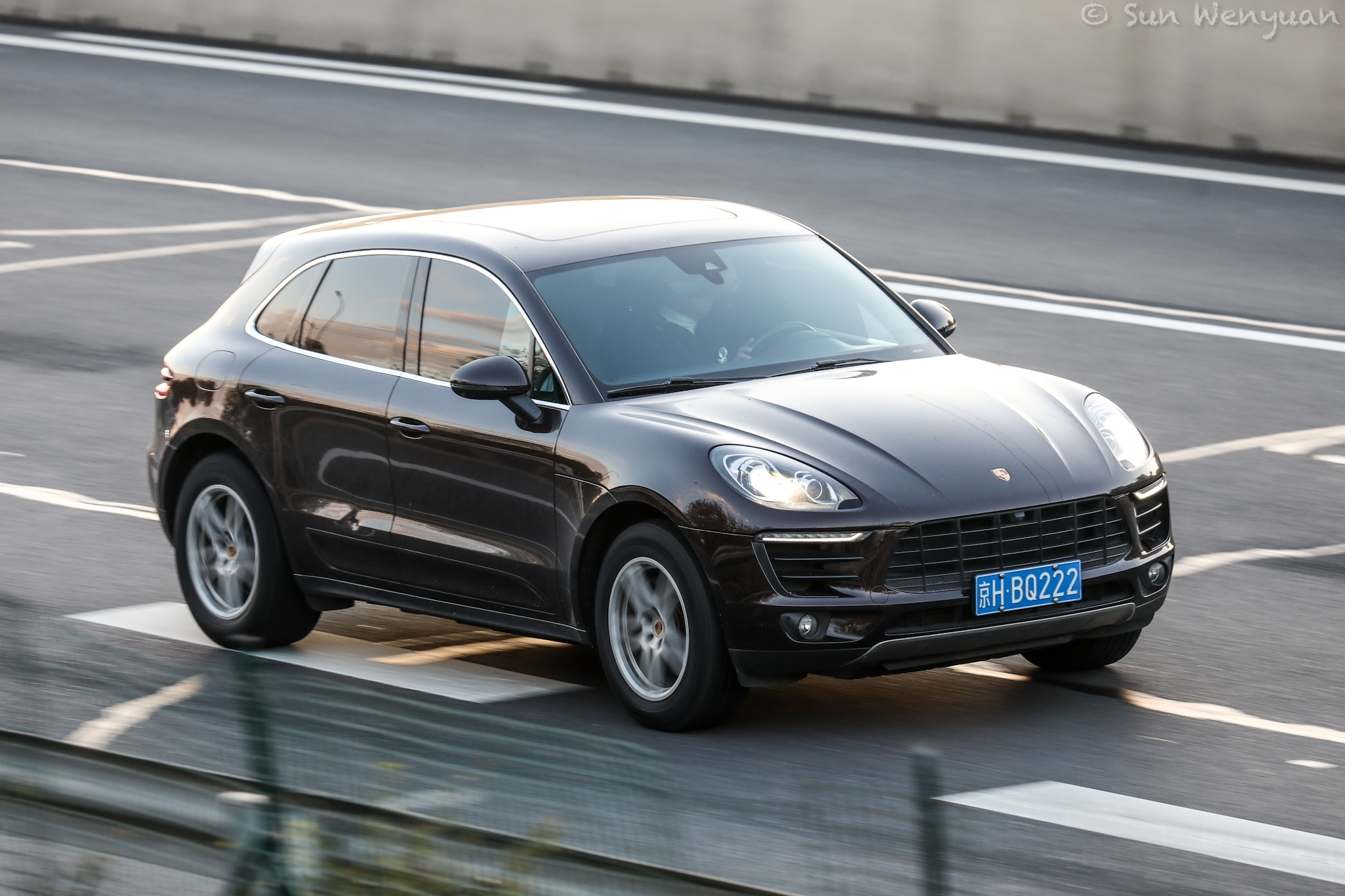 京H·BQ222, Porsche Macan 1st gen (95B), 2014–2018