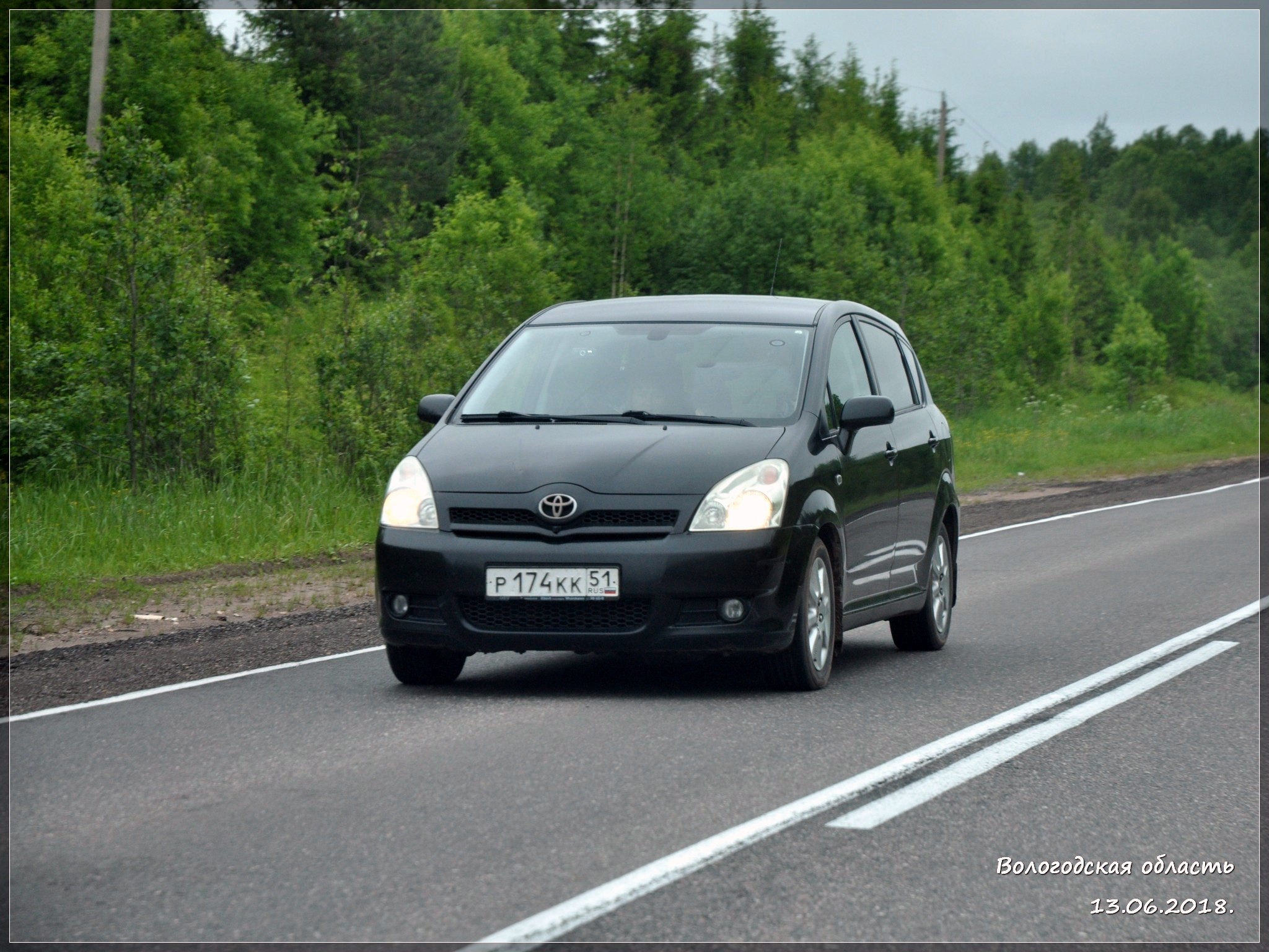 р 174 кк 51, Toyota Corolla Verso 2nd gen (AR10), 2004–2009