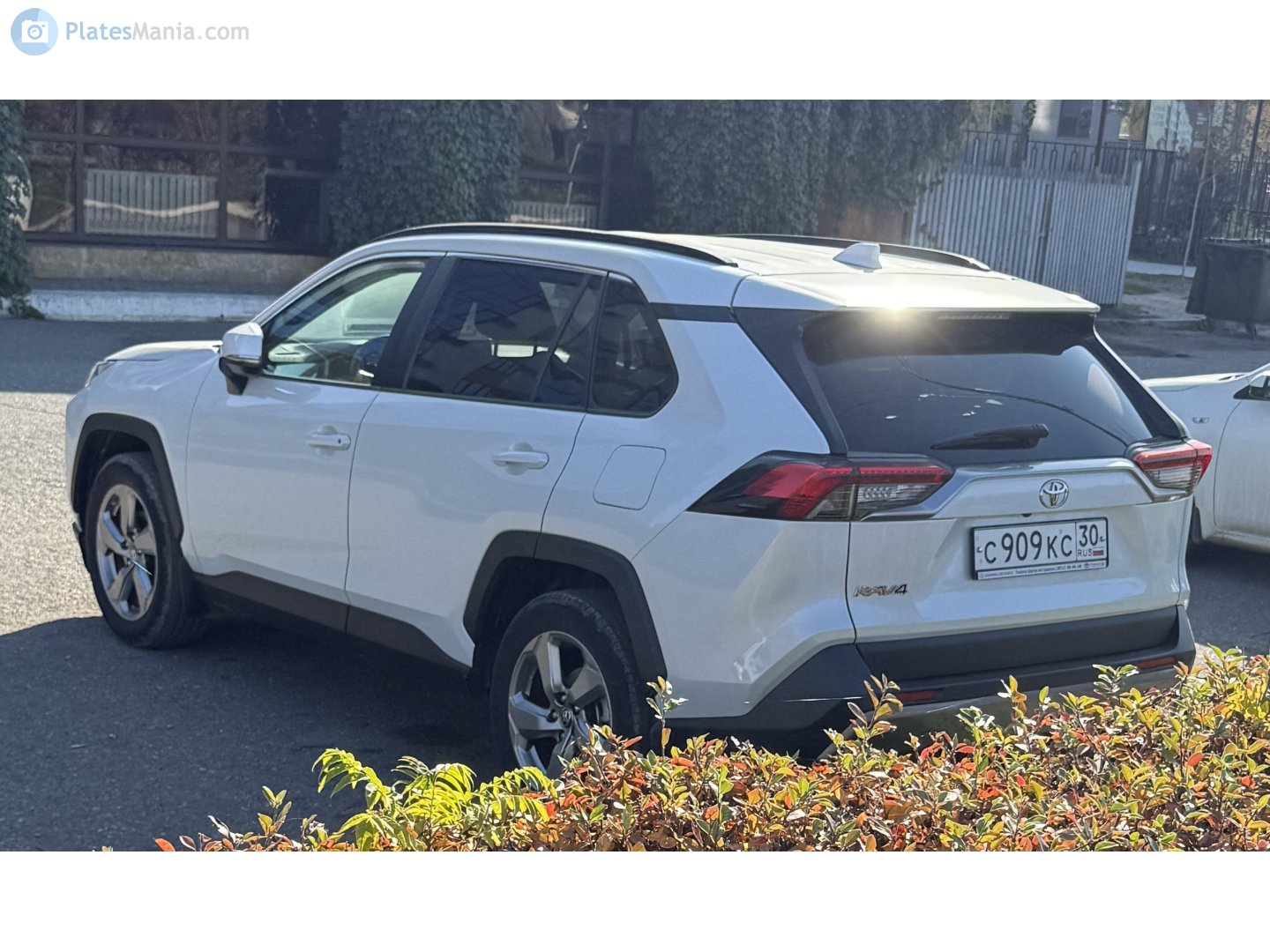 с 909 кс 30, Toyota RAV4 