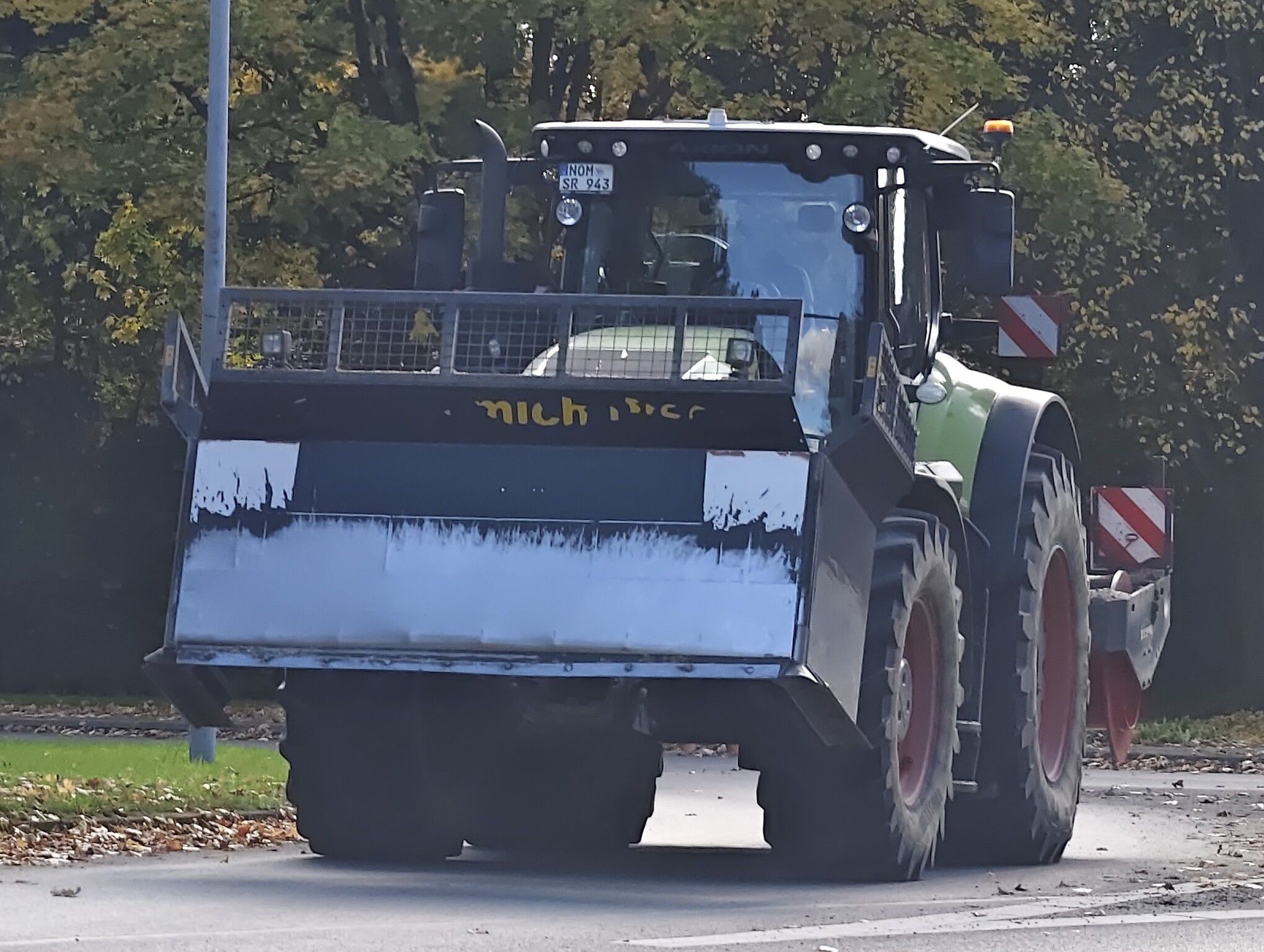 NOM SR 943, Fendt 
