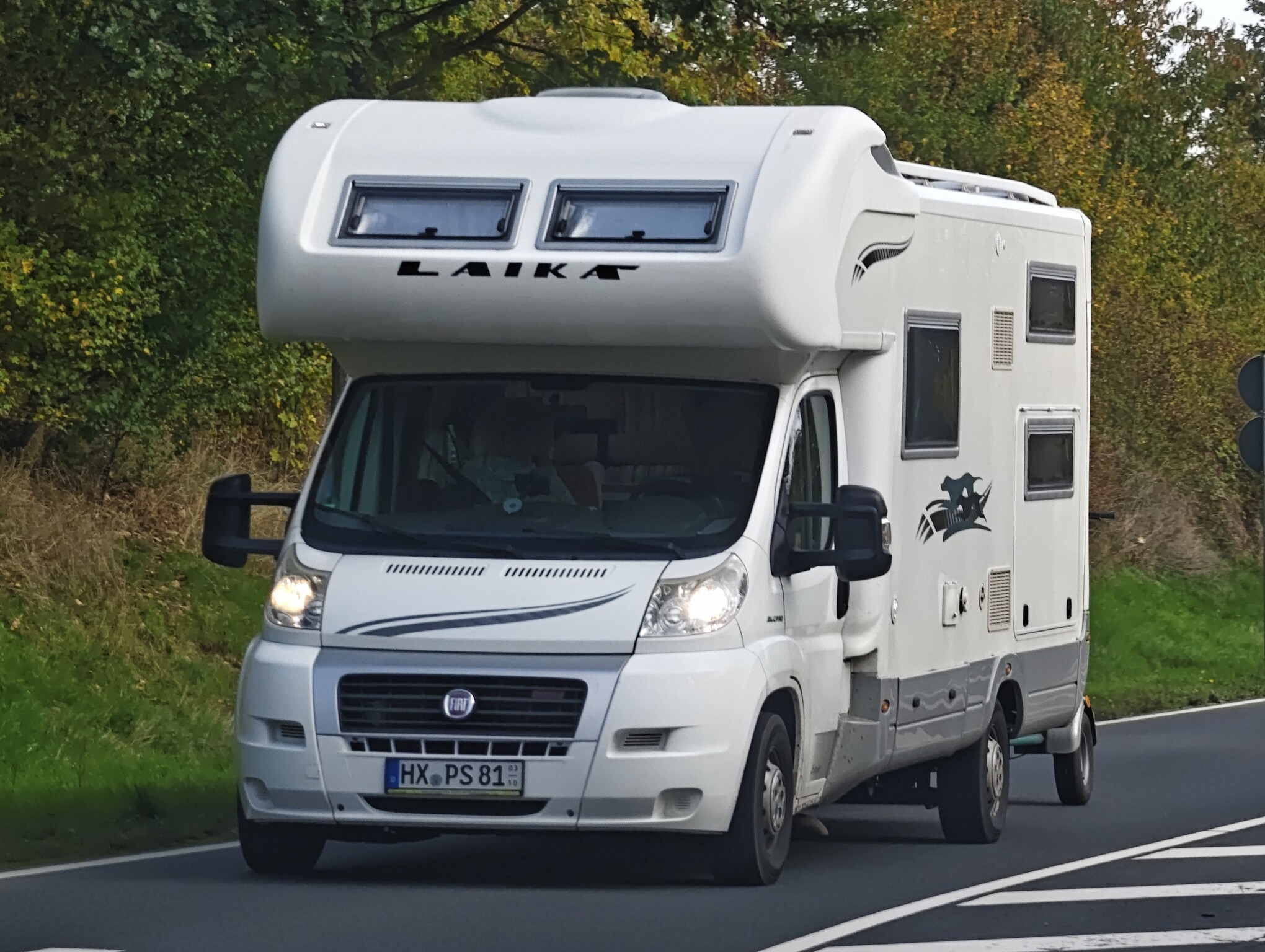 HX PS 81 (03/10), Laika 