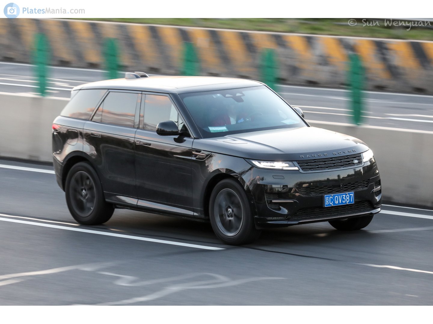 京C·QV387, Land Rover Range Rover Sport 3rd gen (L461), 2022–