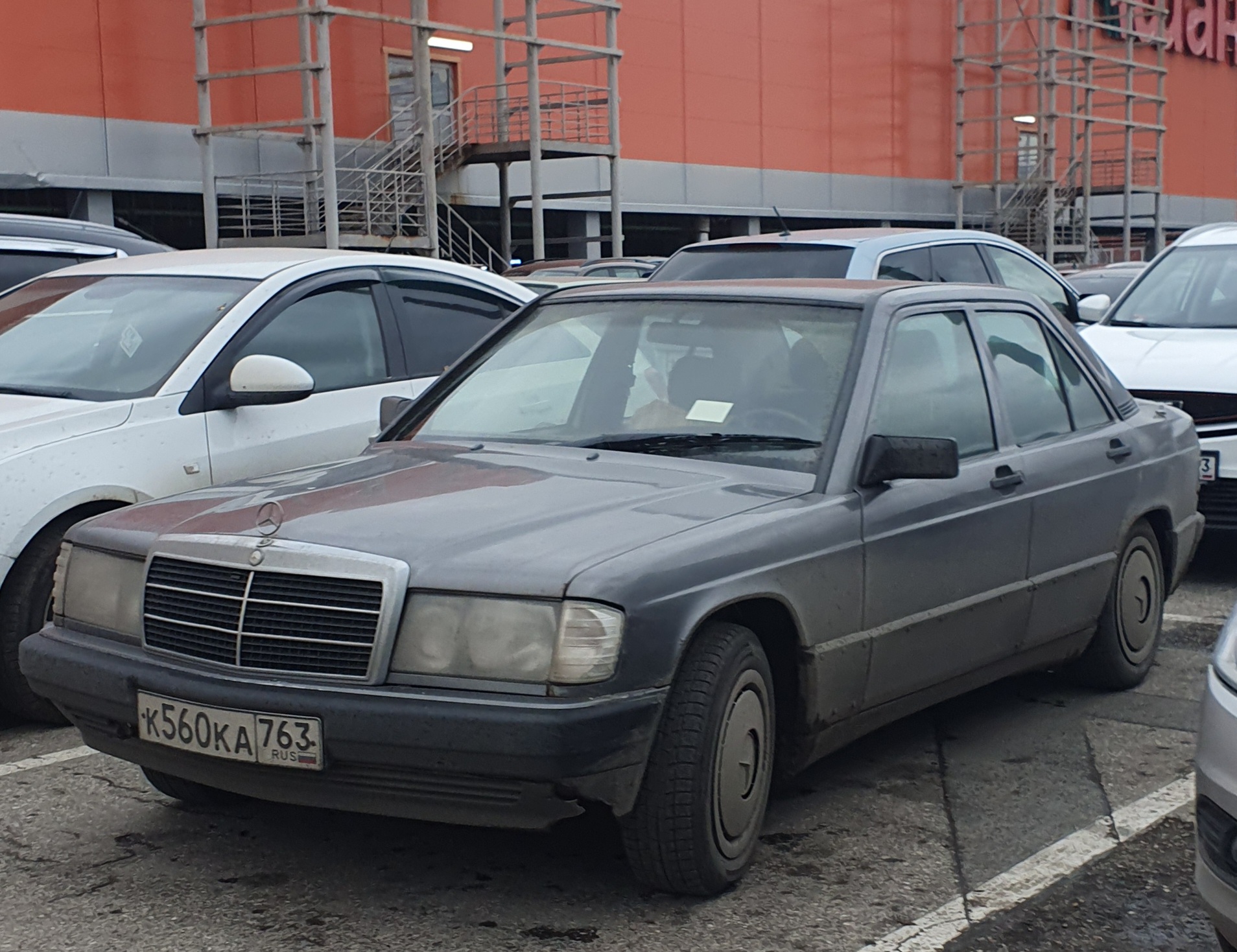 к 560 ка 763, Mercedes-Benz E-Klasse 